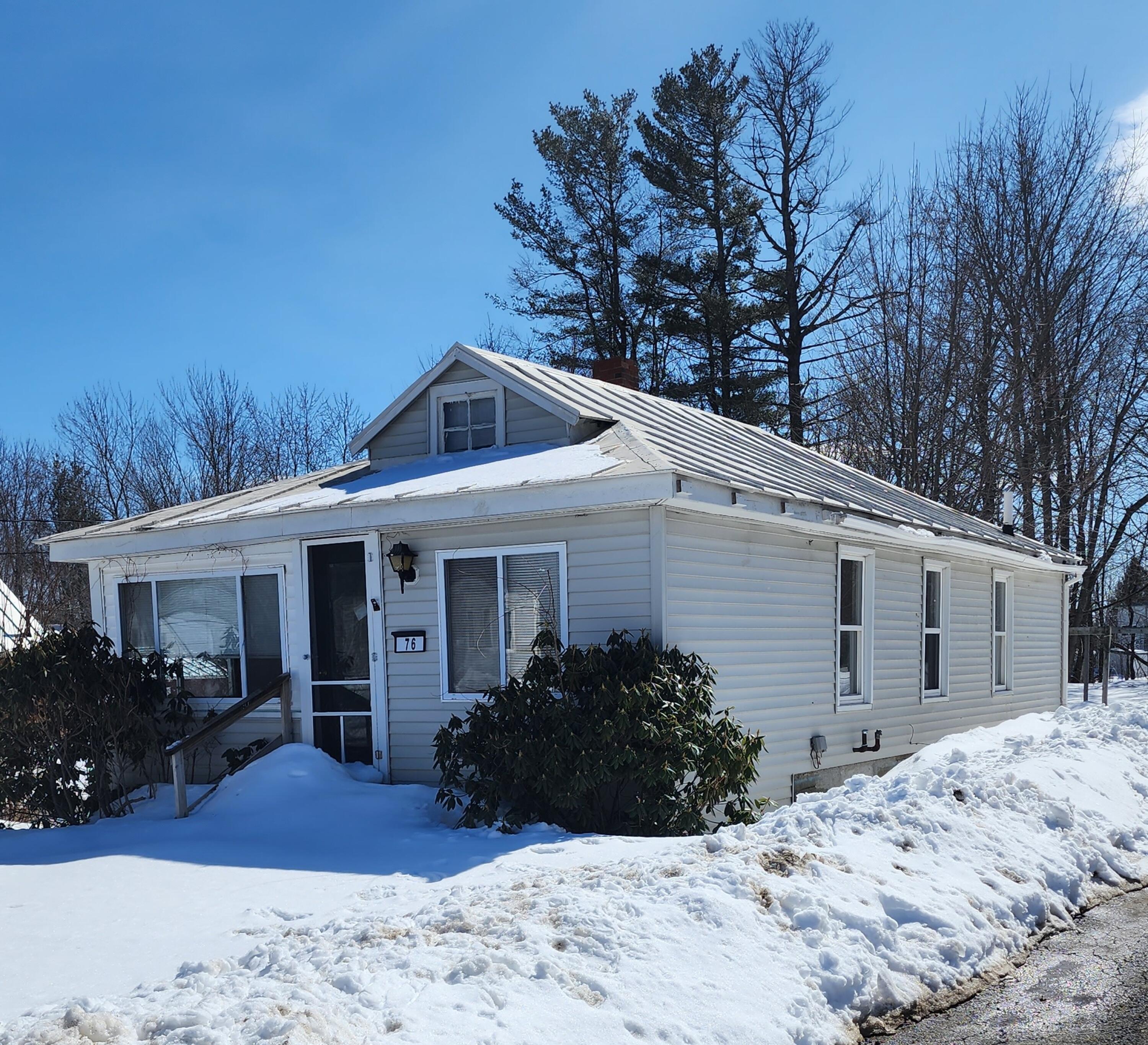 76 Oakland Street