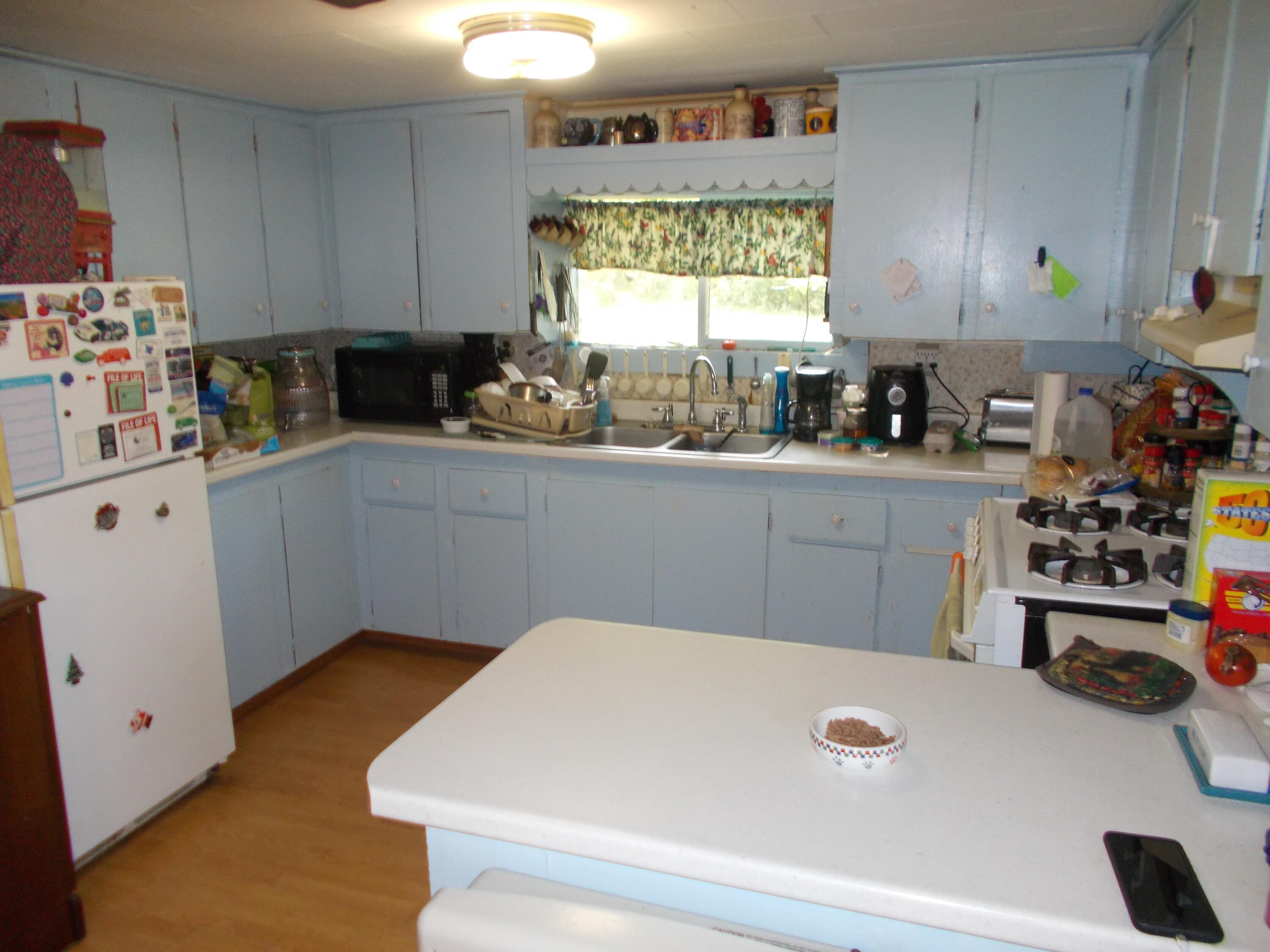 33 Quaker Hill Road