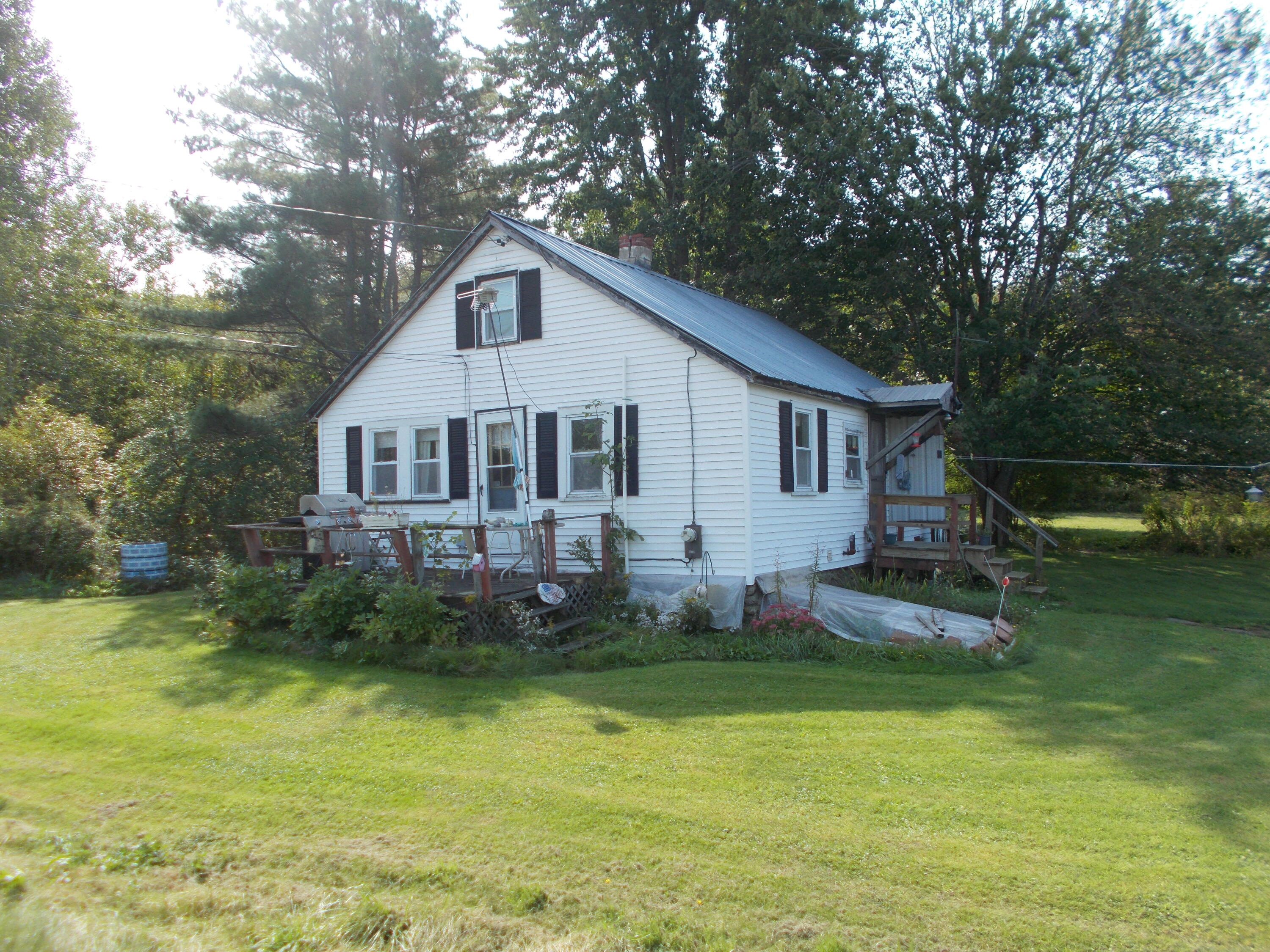 33 Quaker Hill Road