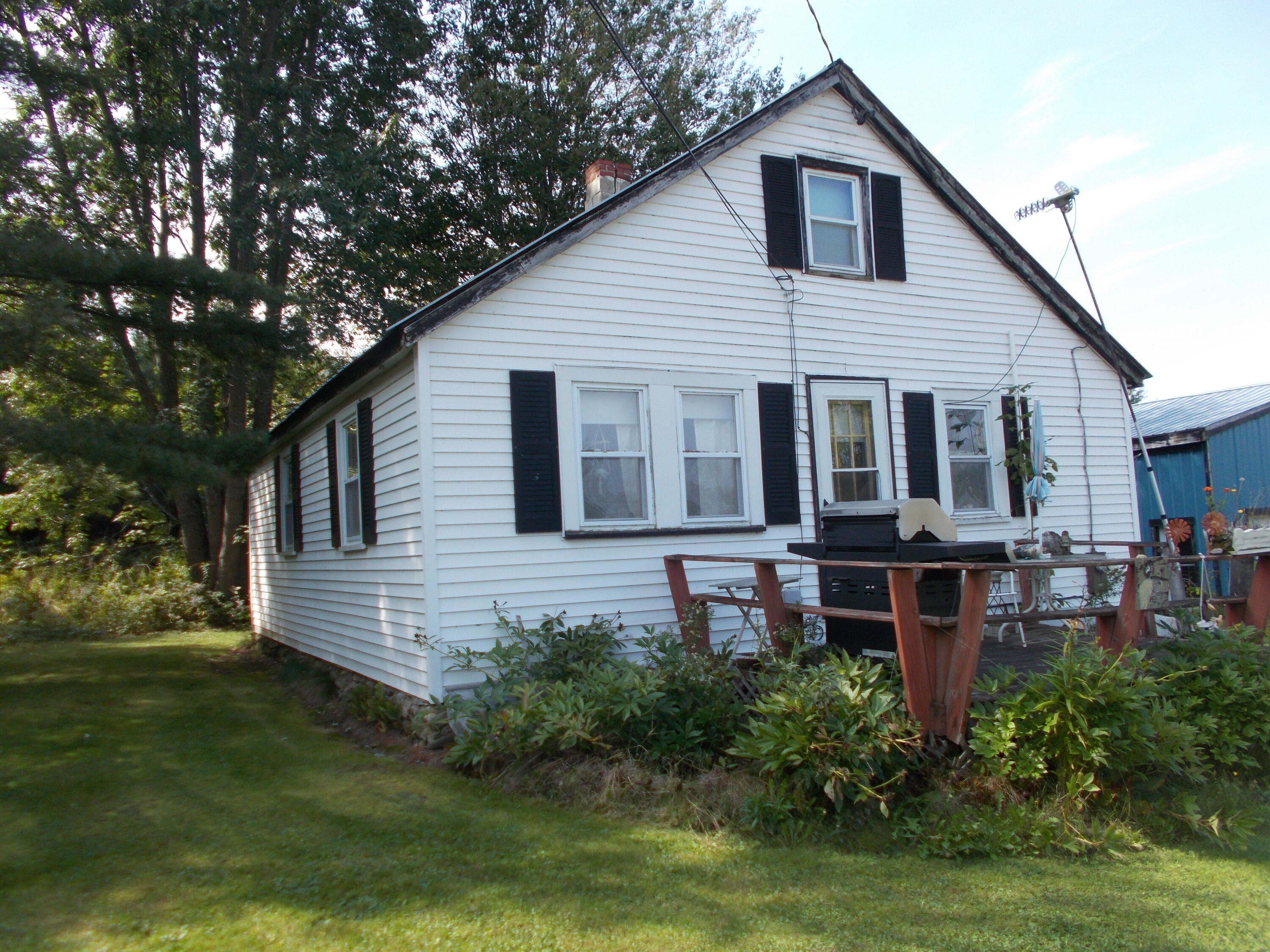 33 Quaker Hill Road