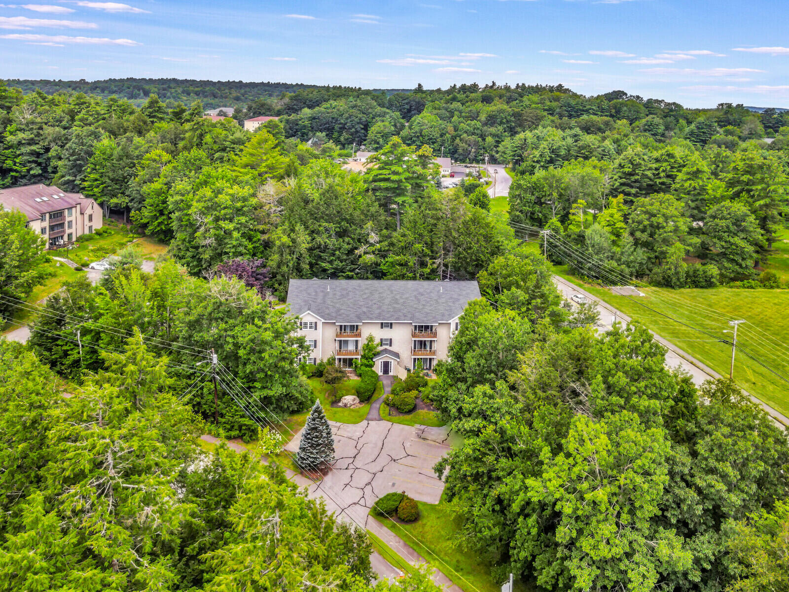 24 Parkwood Drive, 3