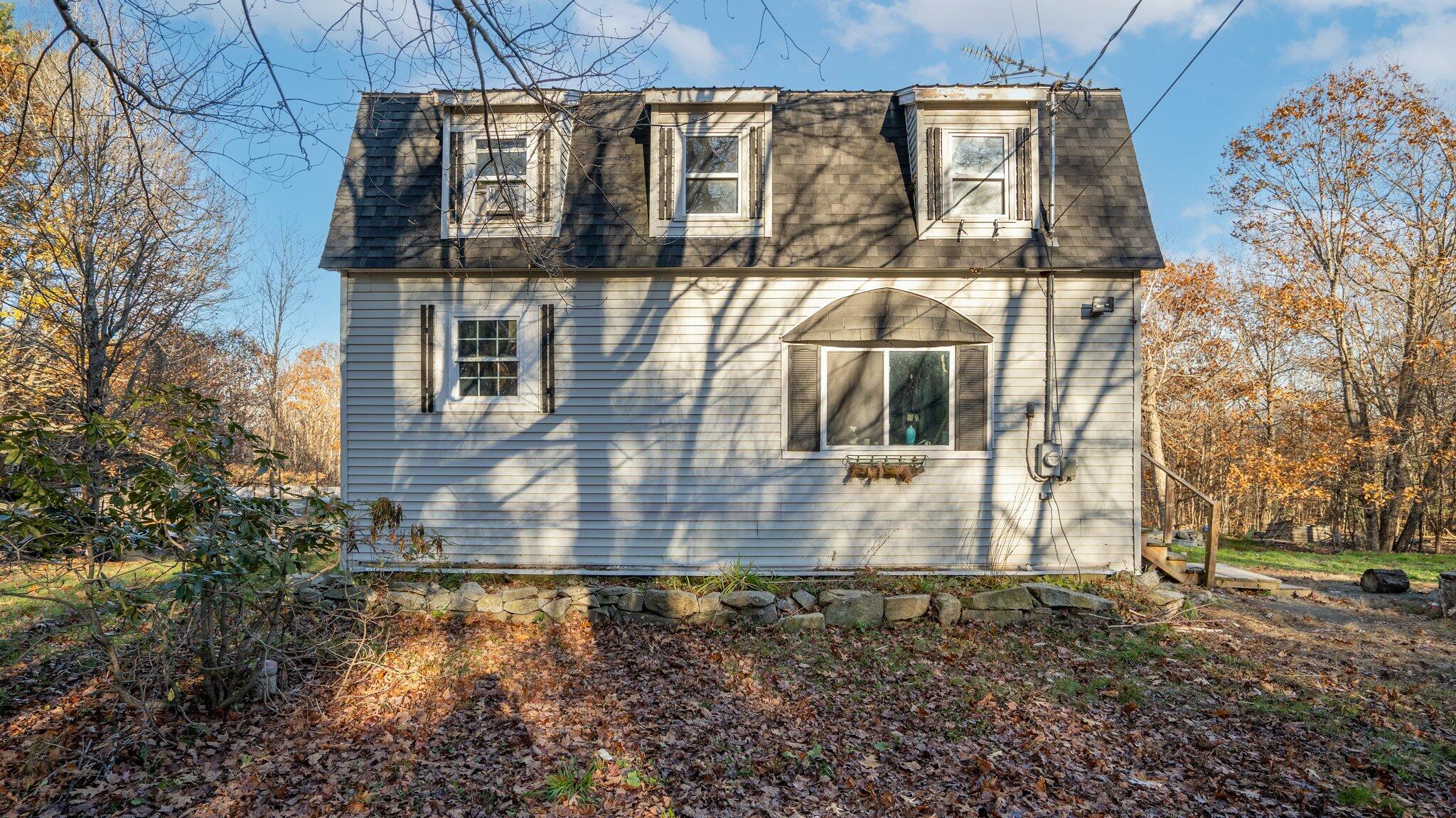 901 East Pond Road