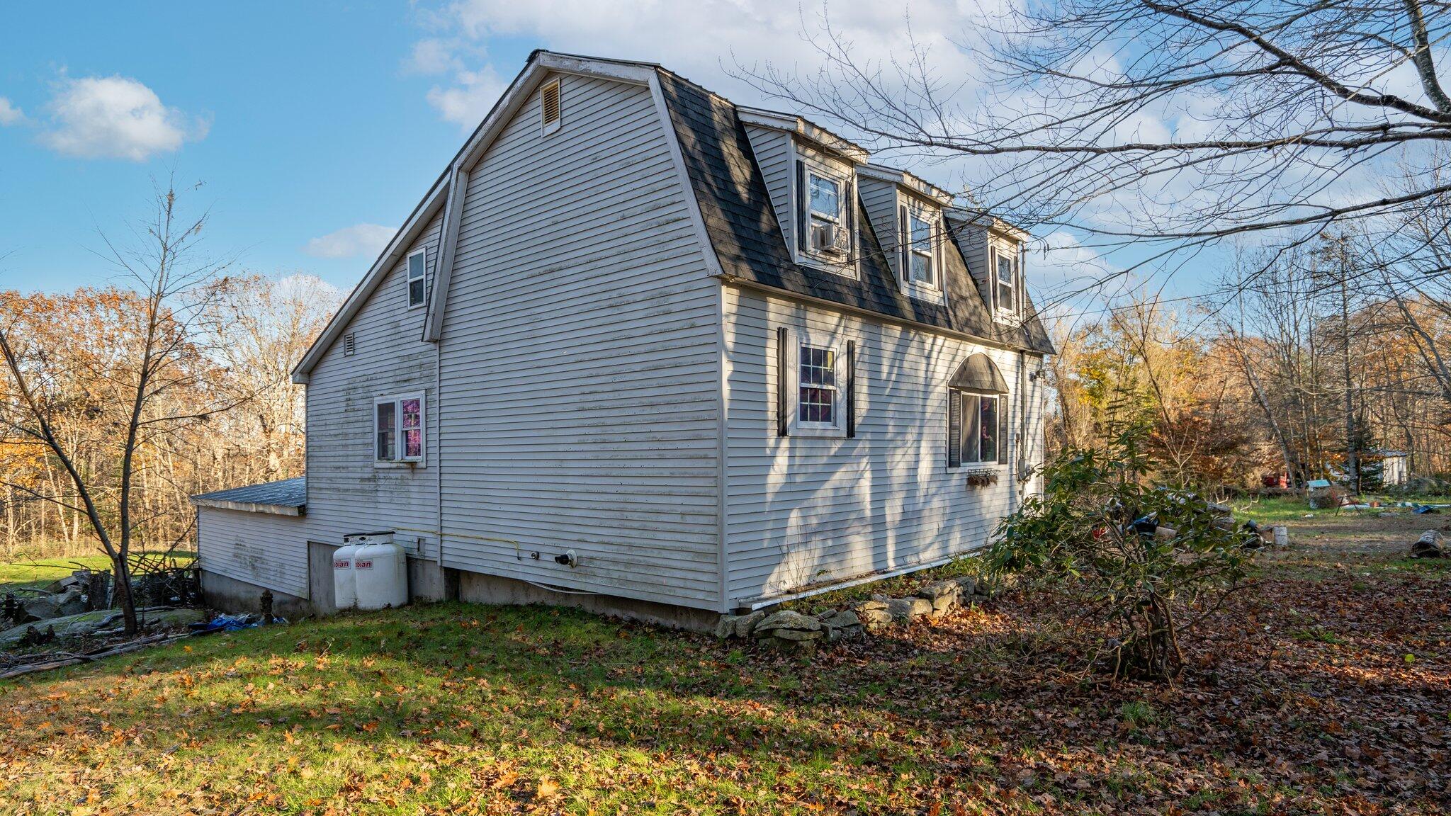 901 East Pond Road