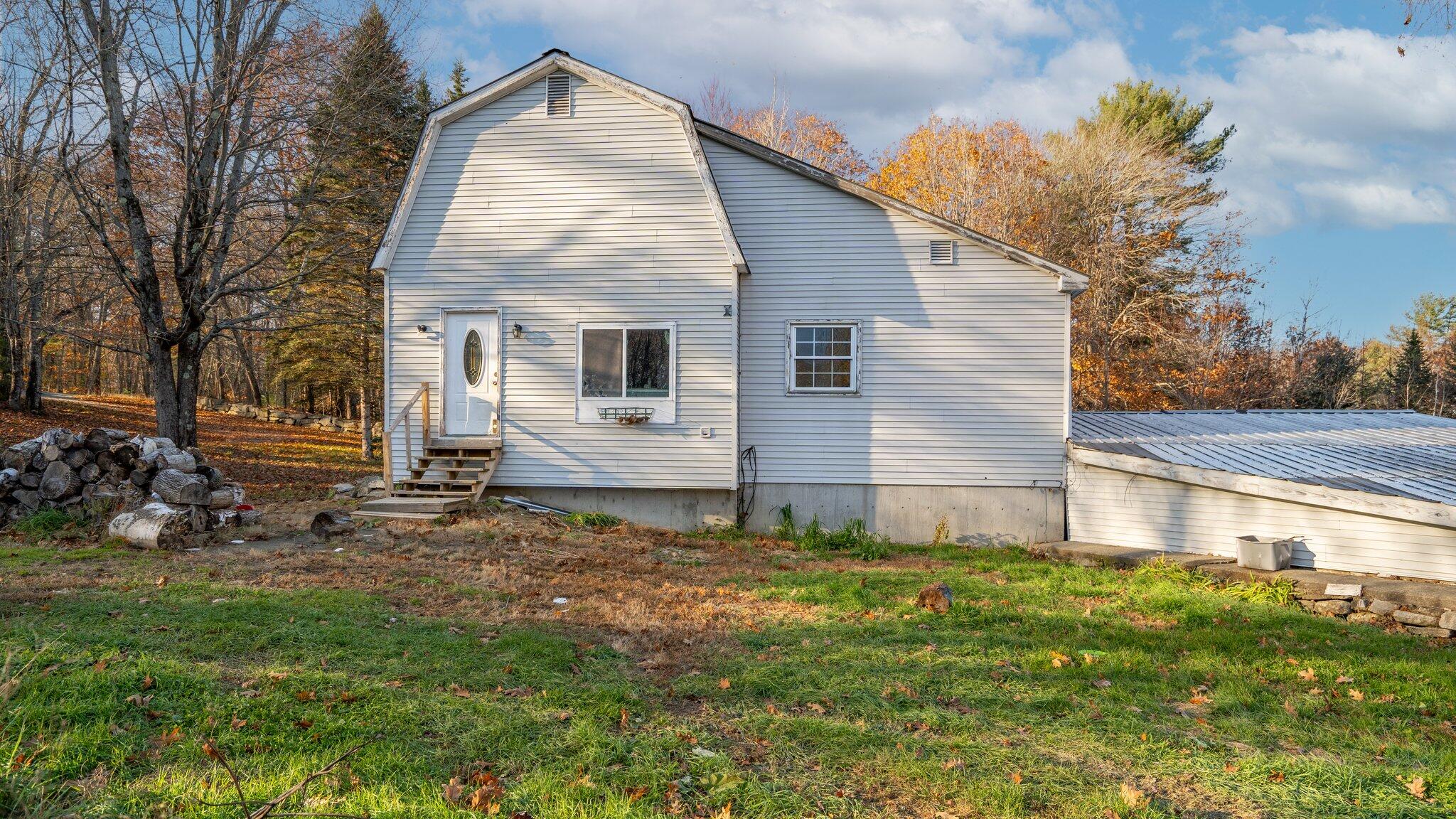 901 East Pond Road