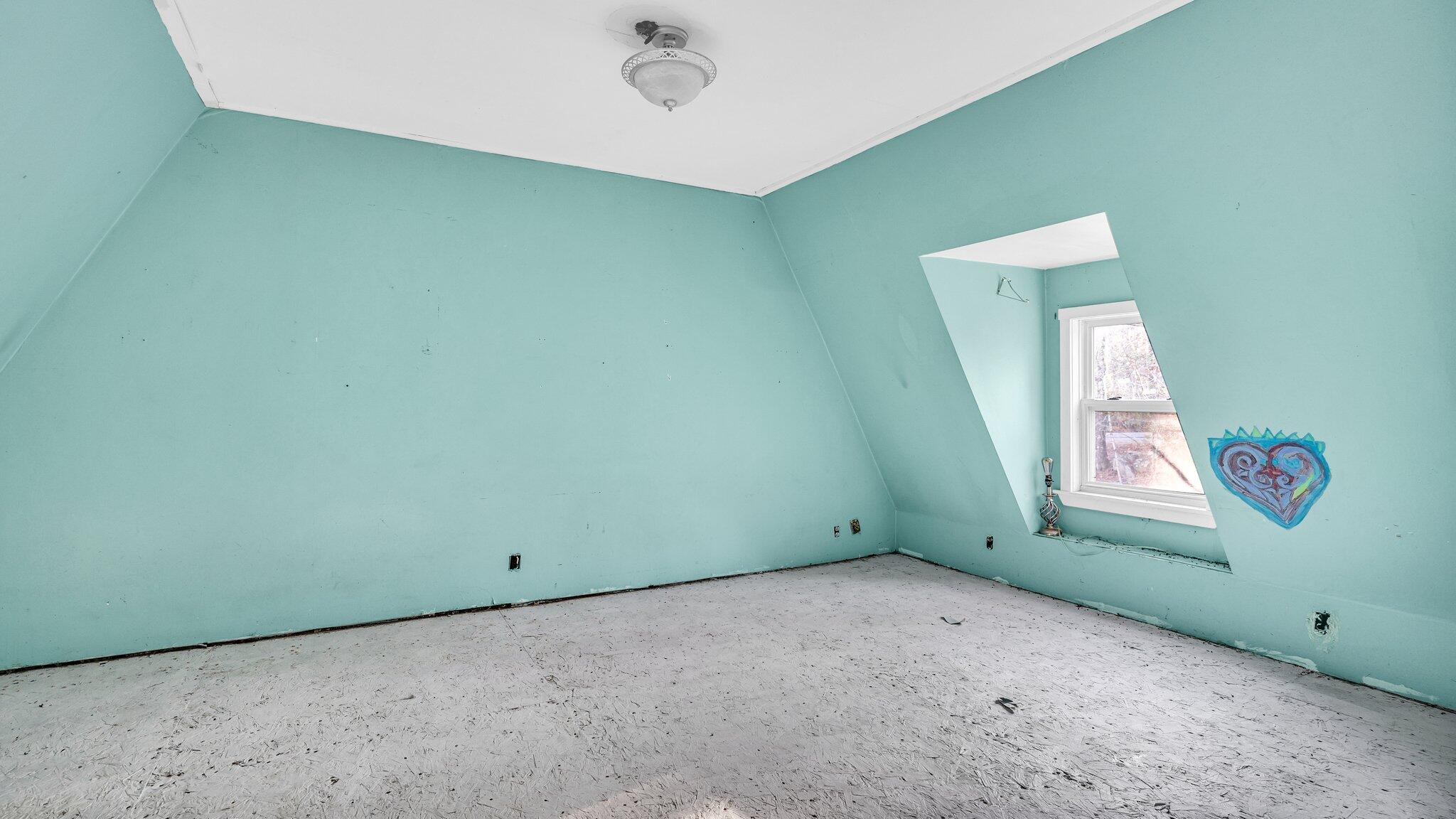 901 East Pond Road