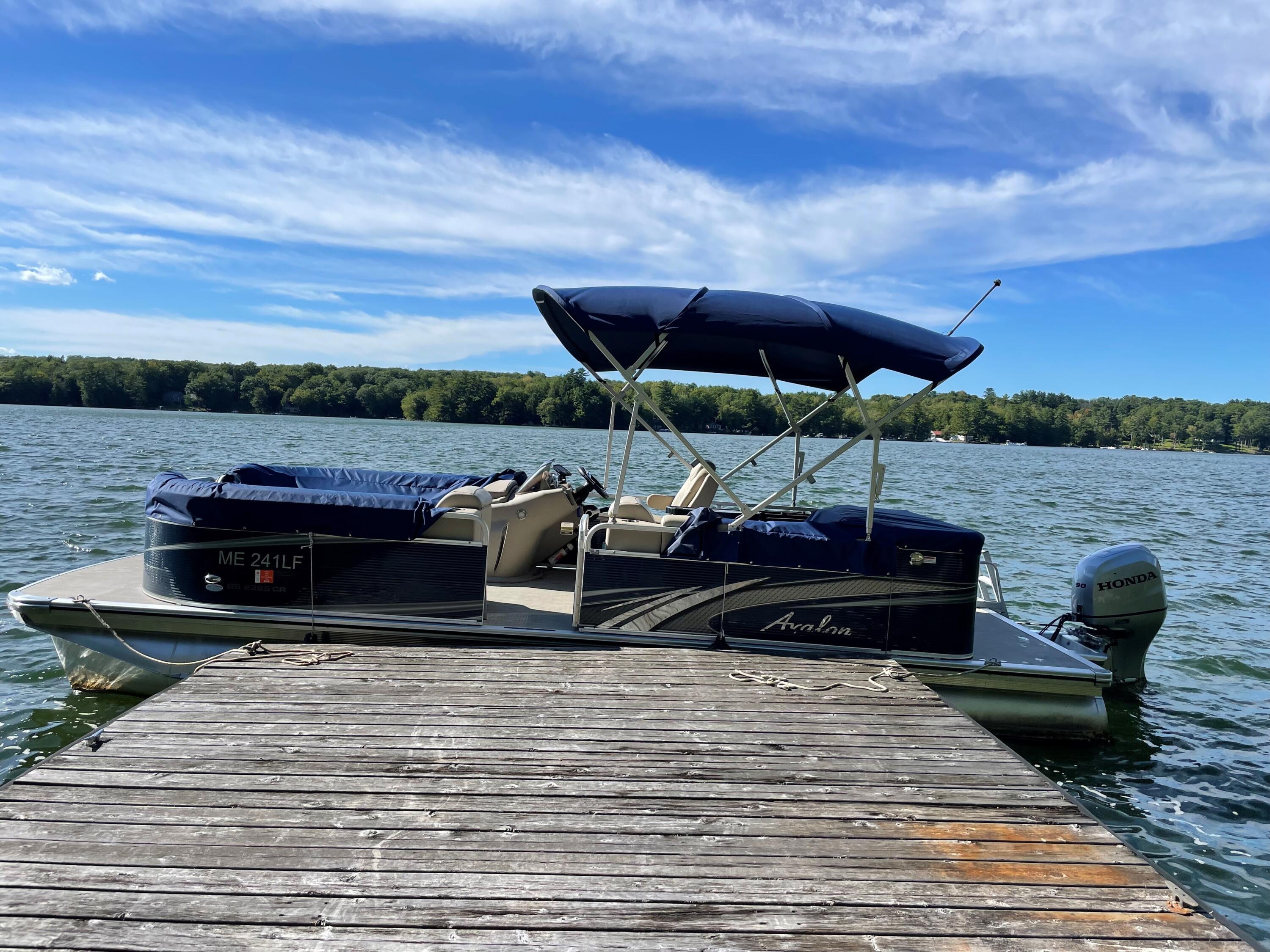 12 Horseshoe Island