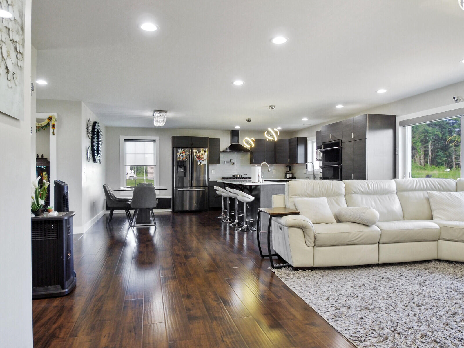 63 Fieldstone Drive