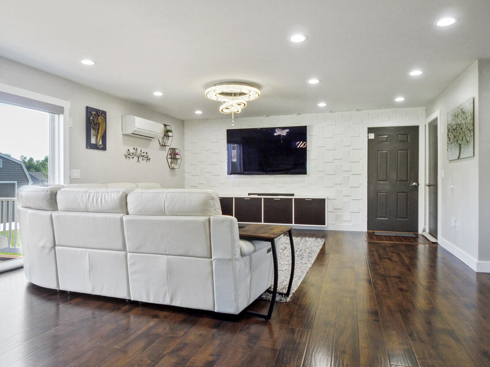 63 Fieldstone Drive