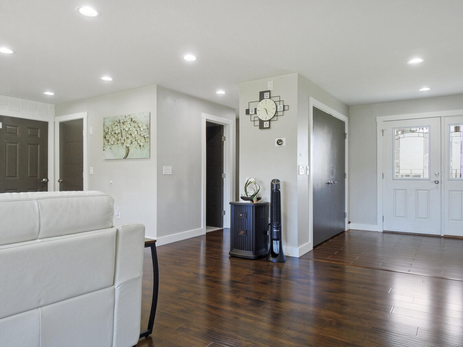 63 Fieldstone Drive