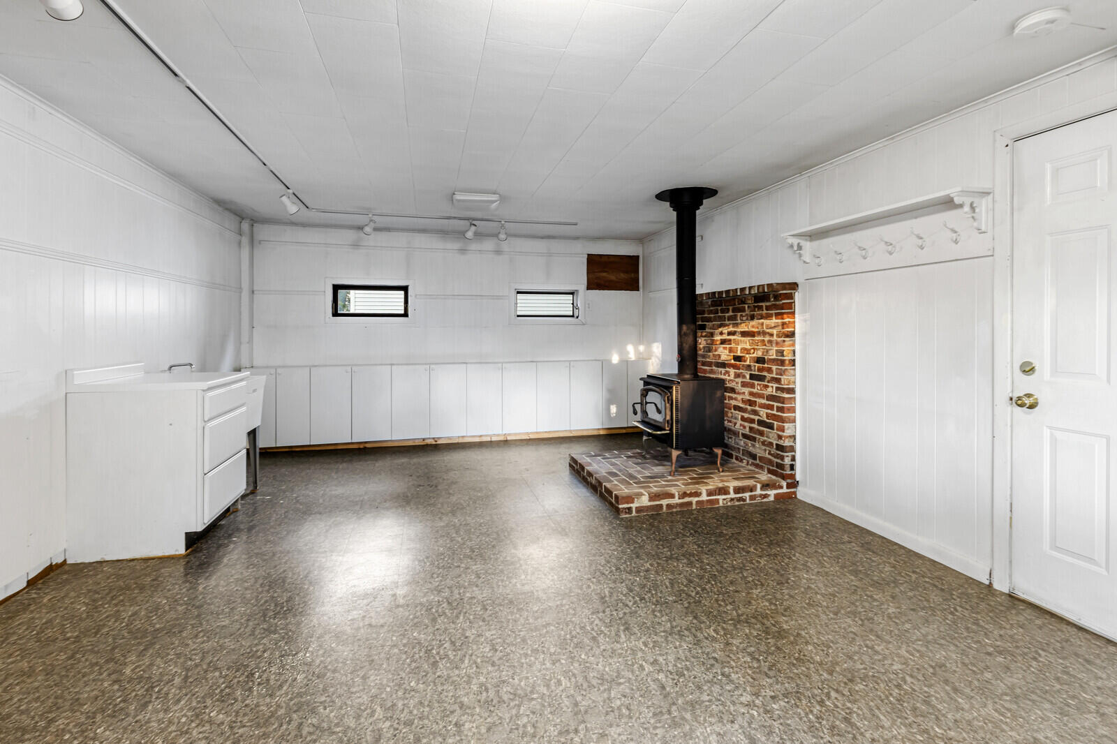 594 Water Street