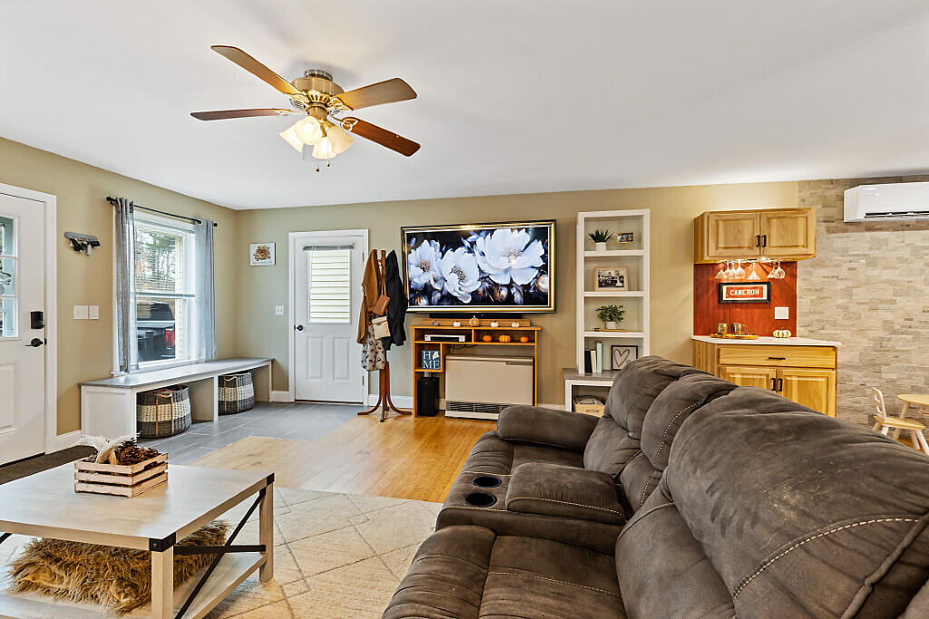 279 Prescott Road