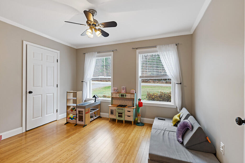 279 Prescott Road
