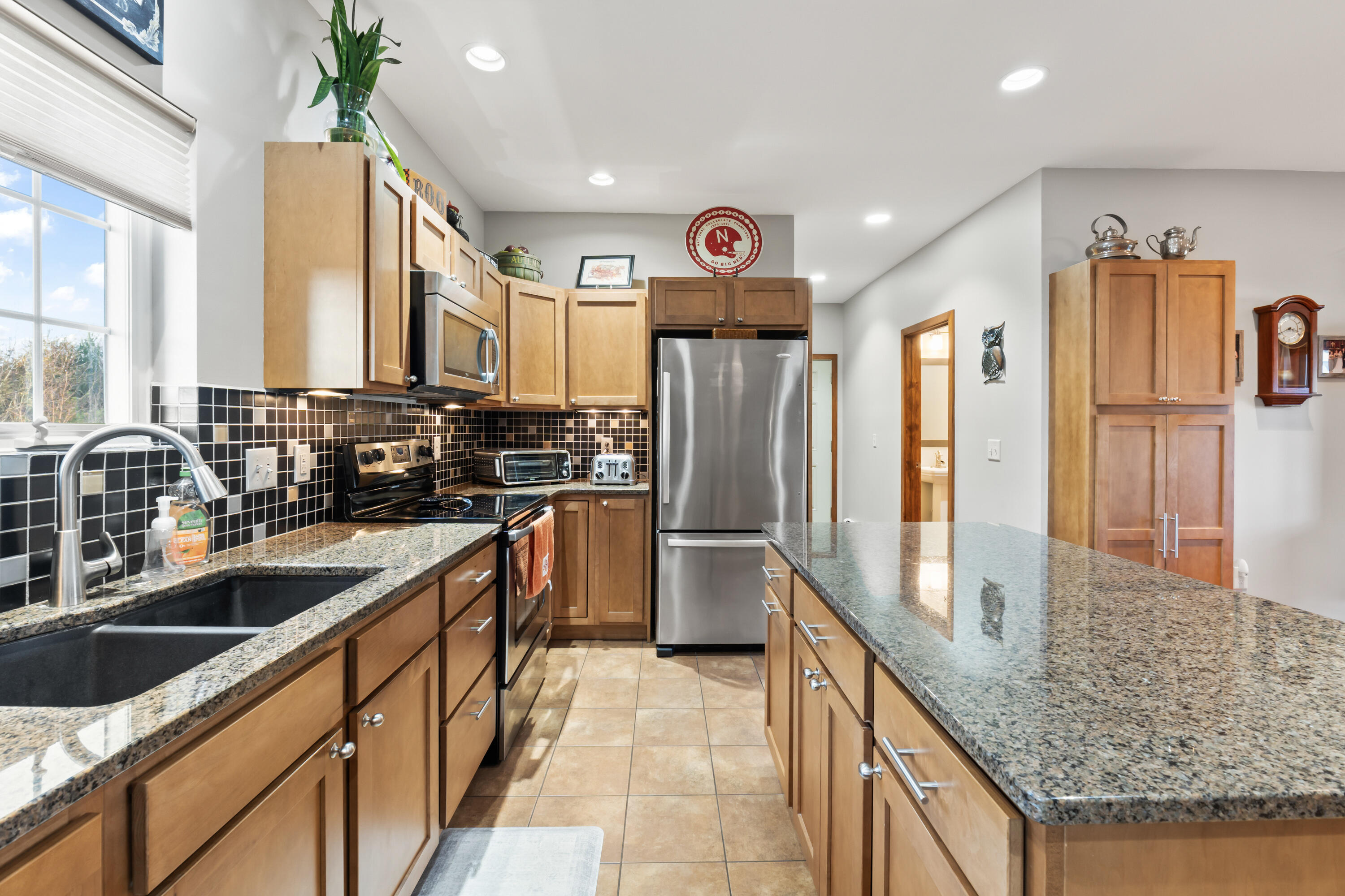 10 Fieldstone Drive
