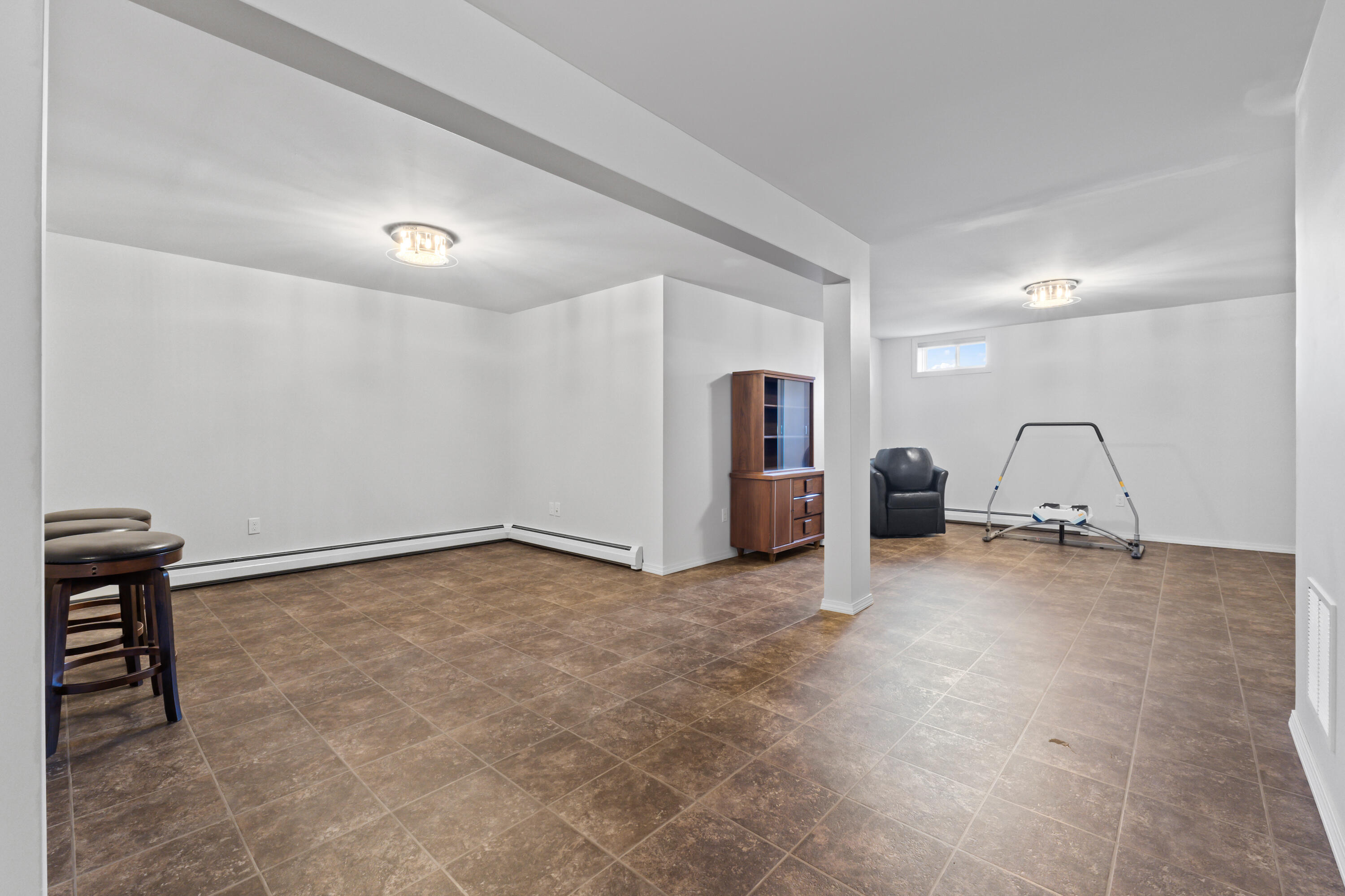 10 Fieldstone Drive