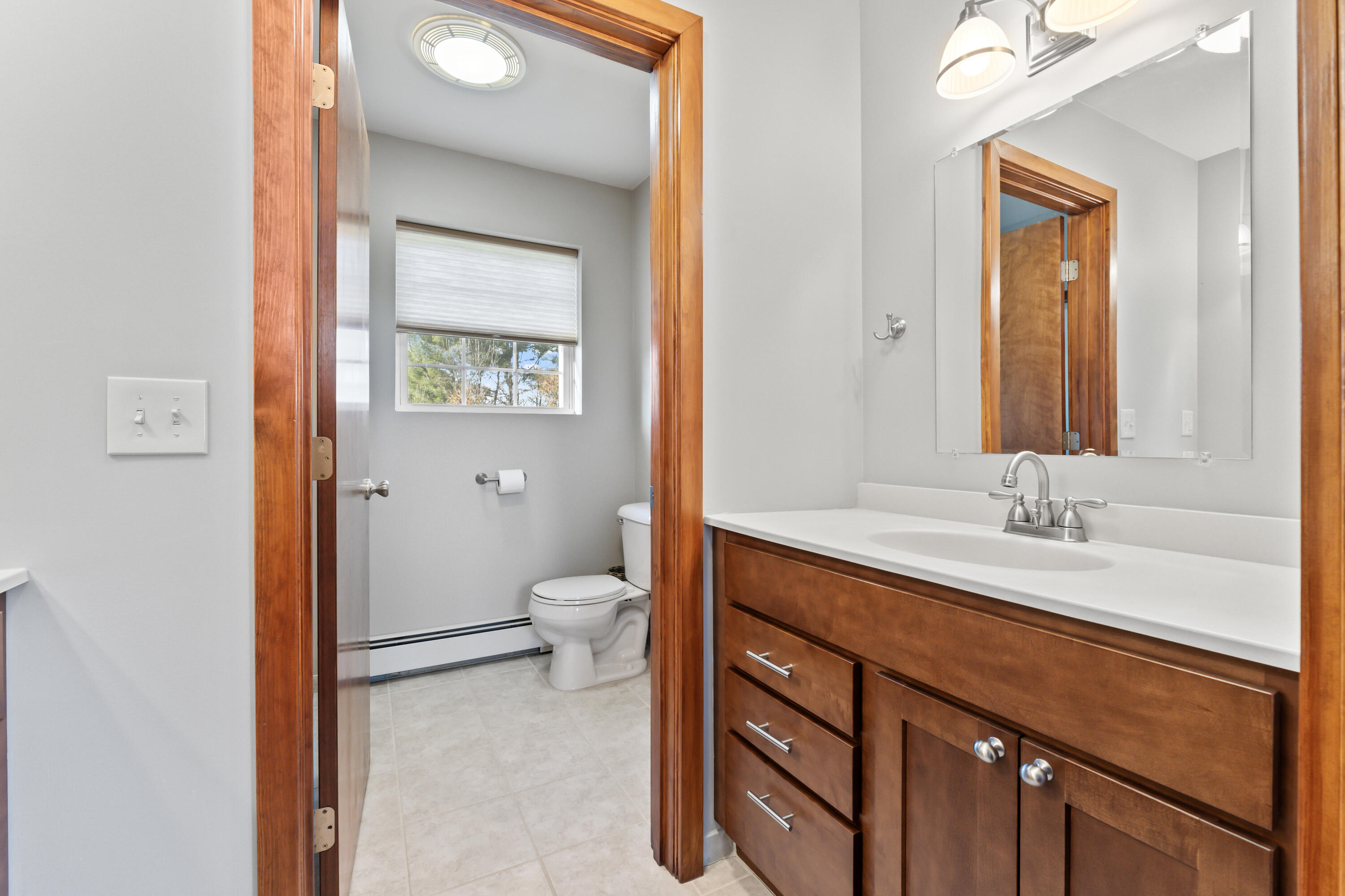 10 Fieldstone Drive