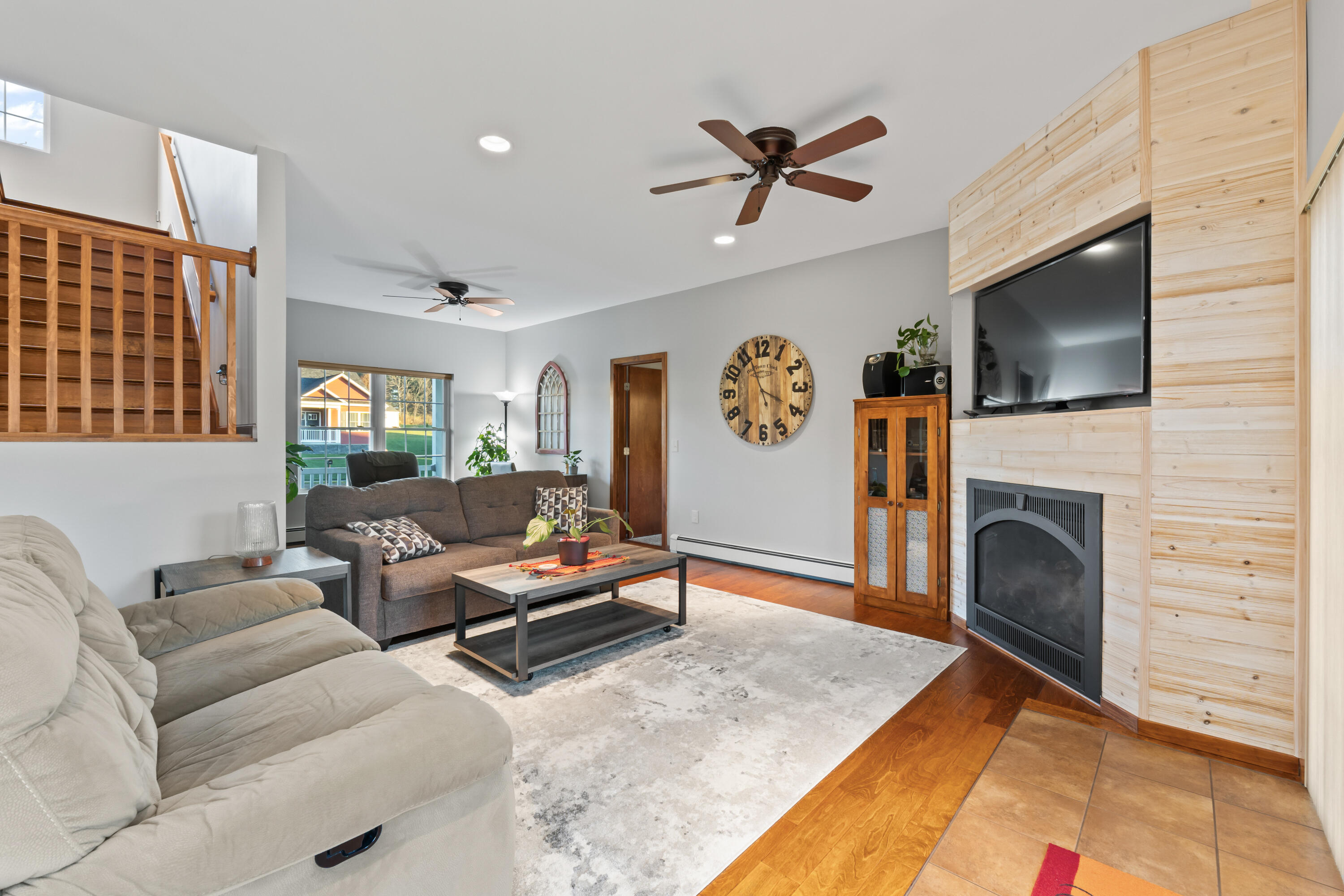 10 Fieldstone Drive