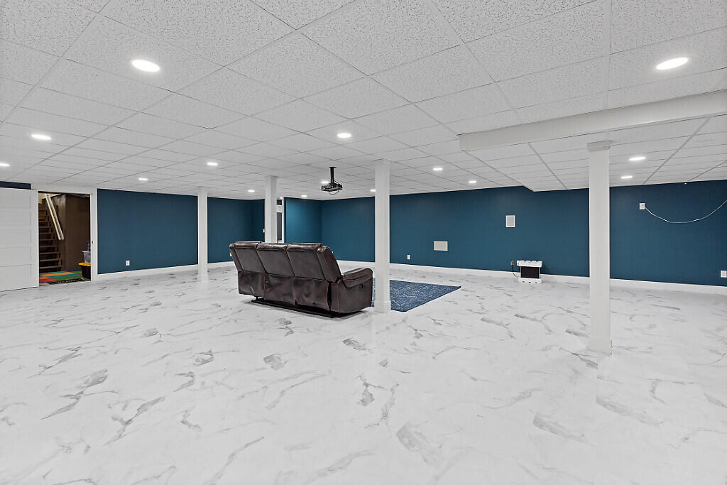 68 Fieldstone Drive
