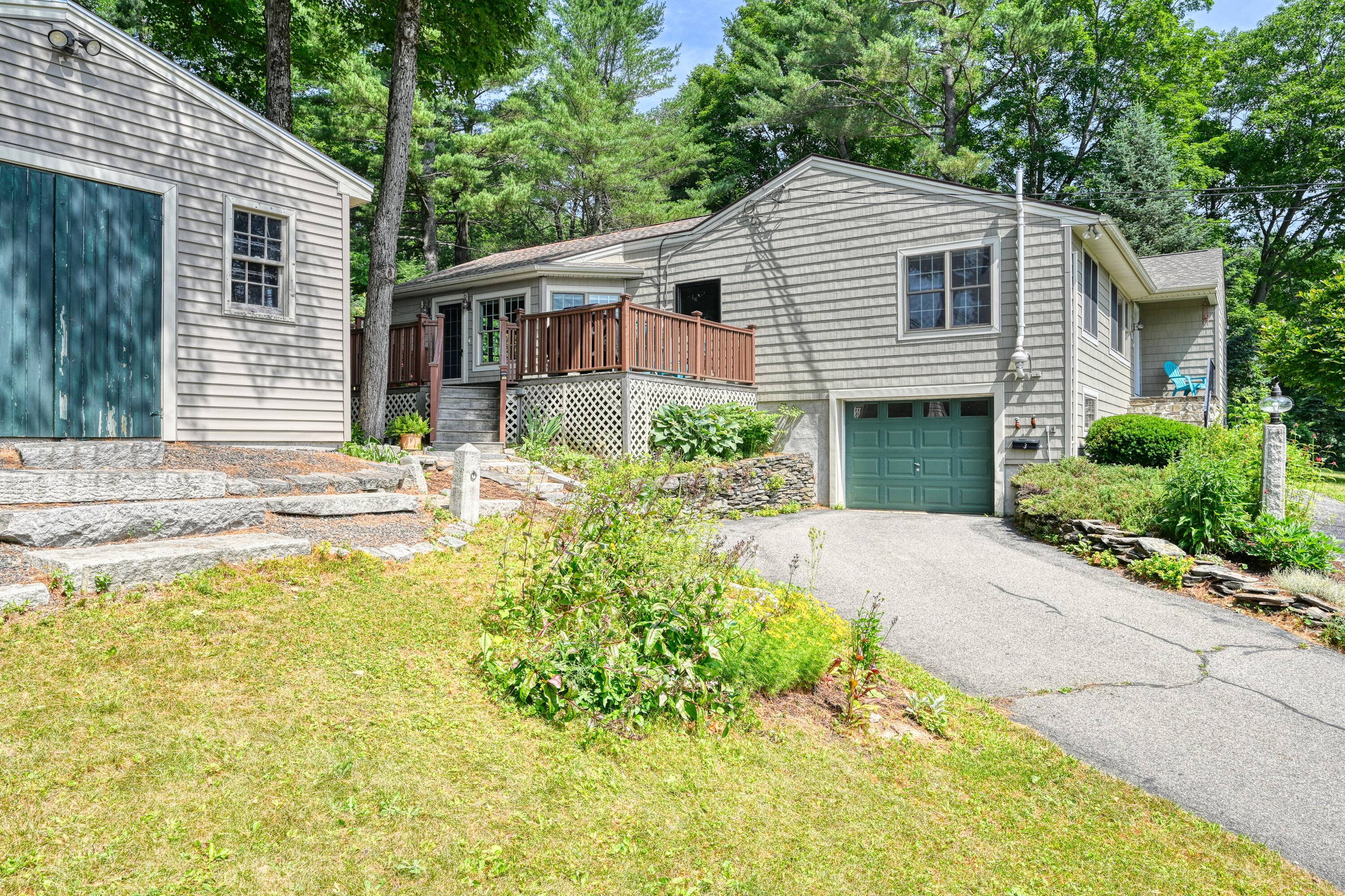 3 The Ledges Street