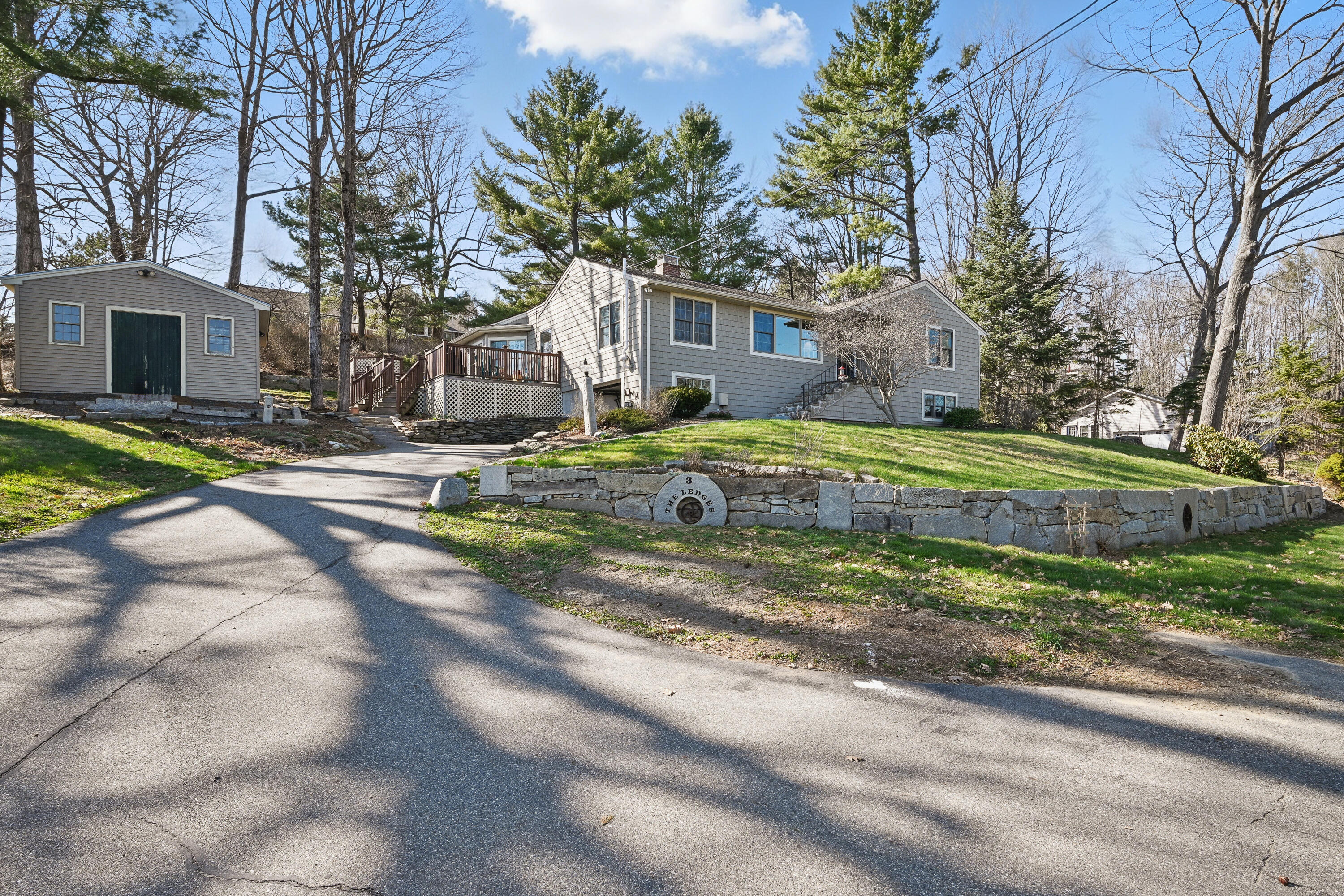 3 The Ledges Street