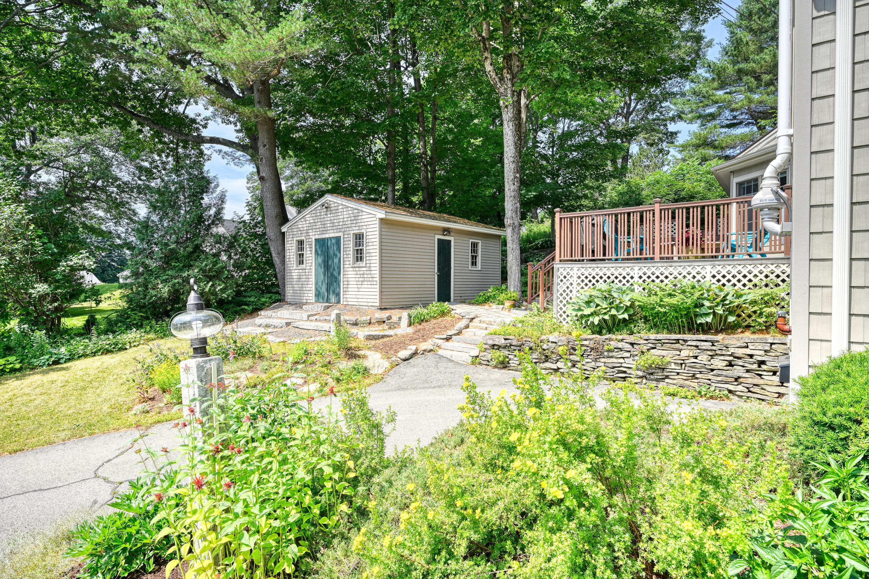 3 The Ledges Street