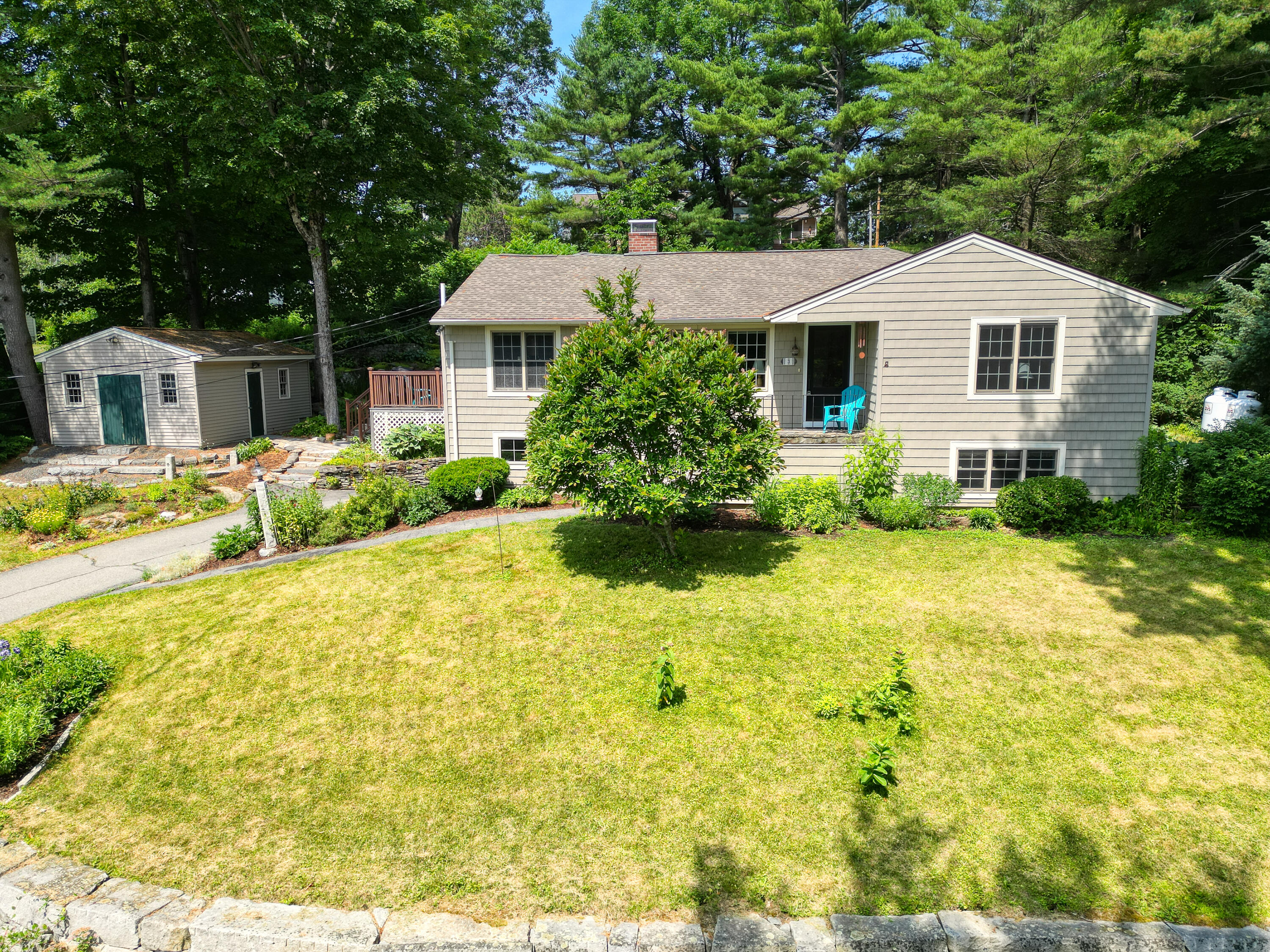 3 The Ledges Street