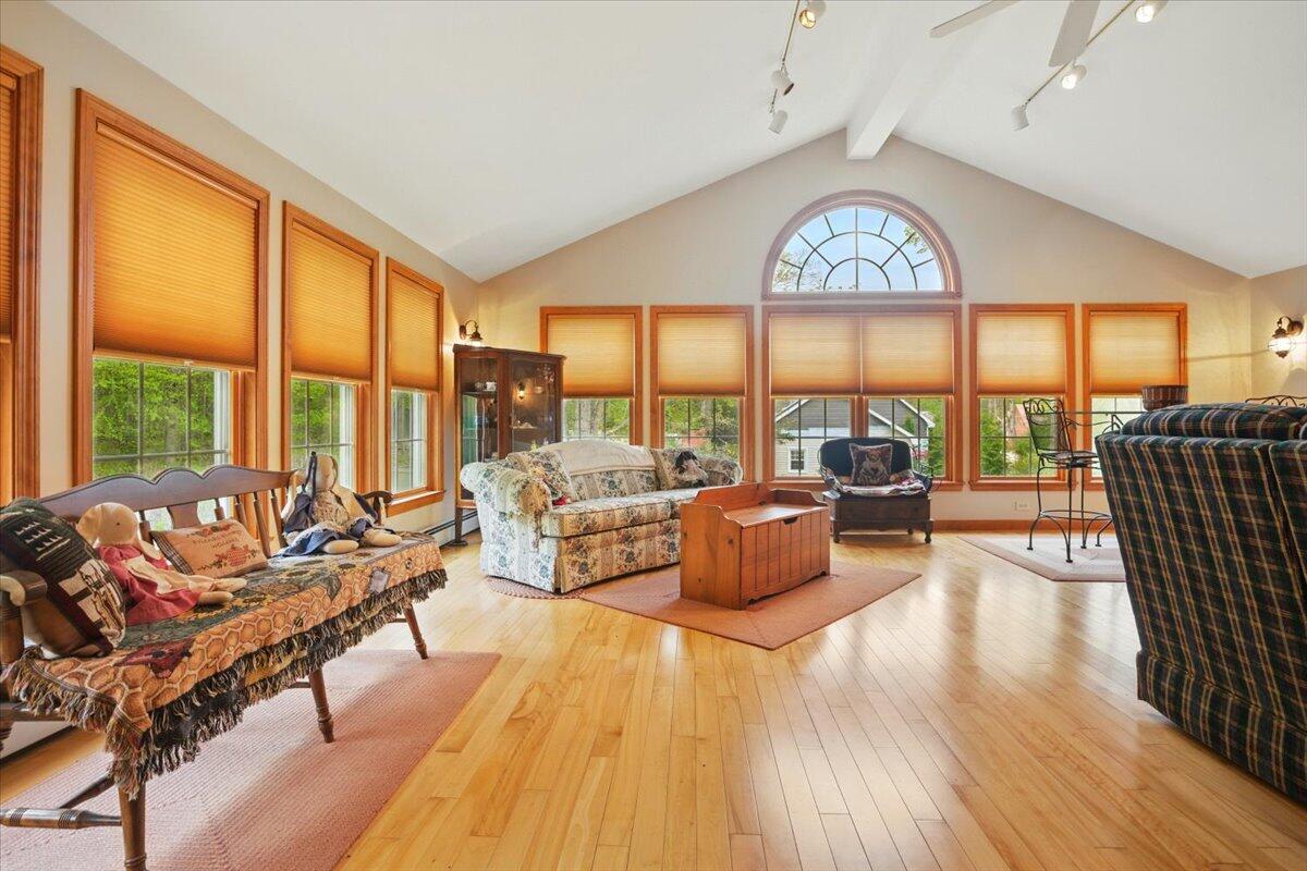 97 Pennwood Road