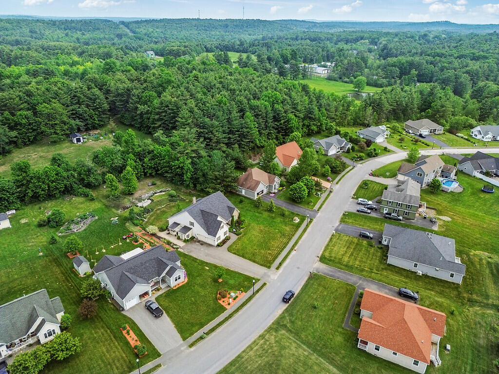 23 Fieldstone Drive