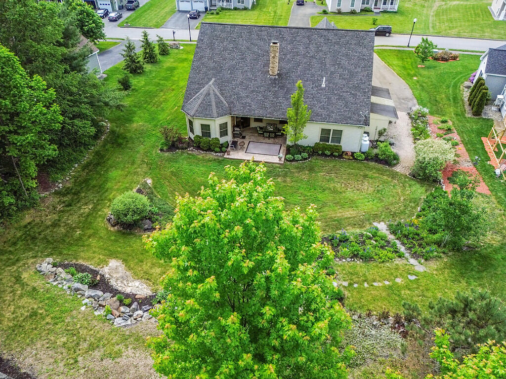 23 Fieldstone Drive