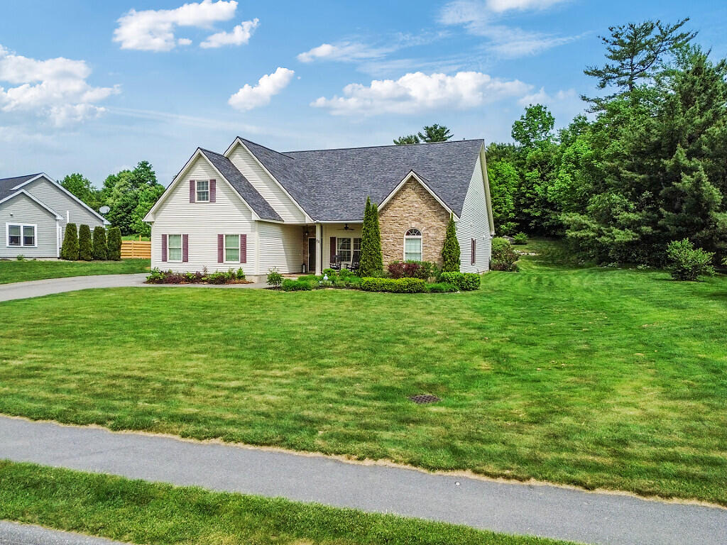 23 Fieldstone Drive