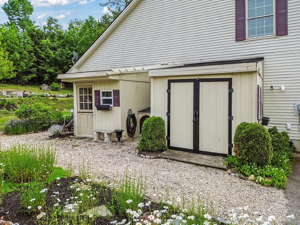 23 Fieldstone Drive