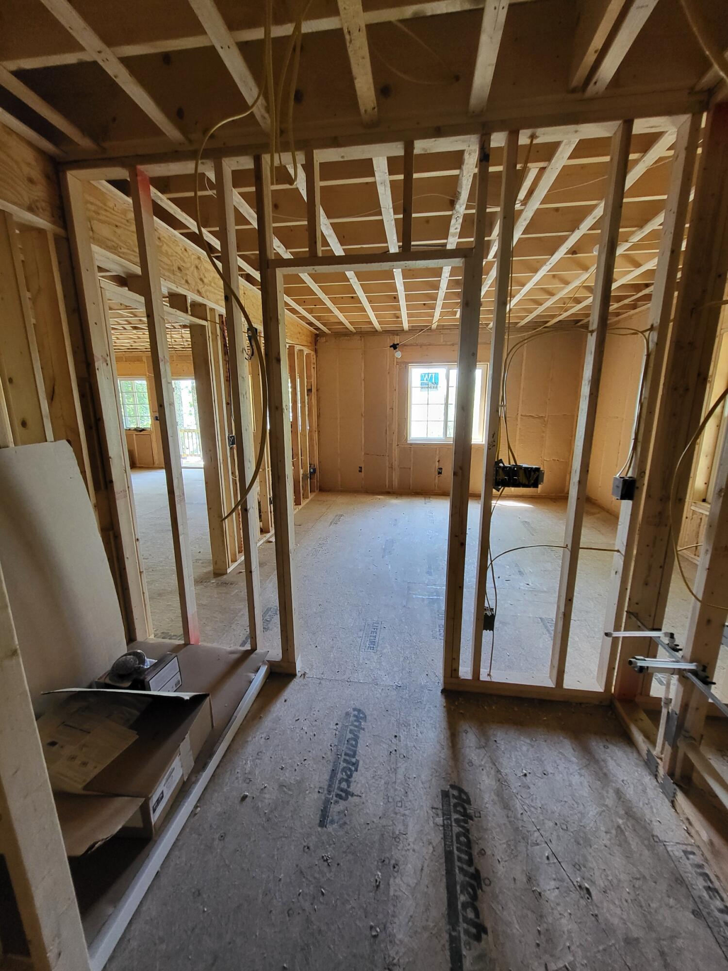 464-467 Memorial Drive