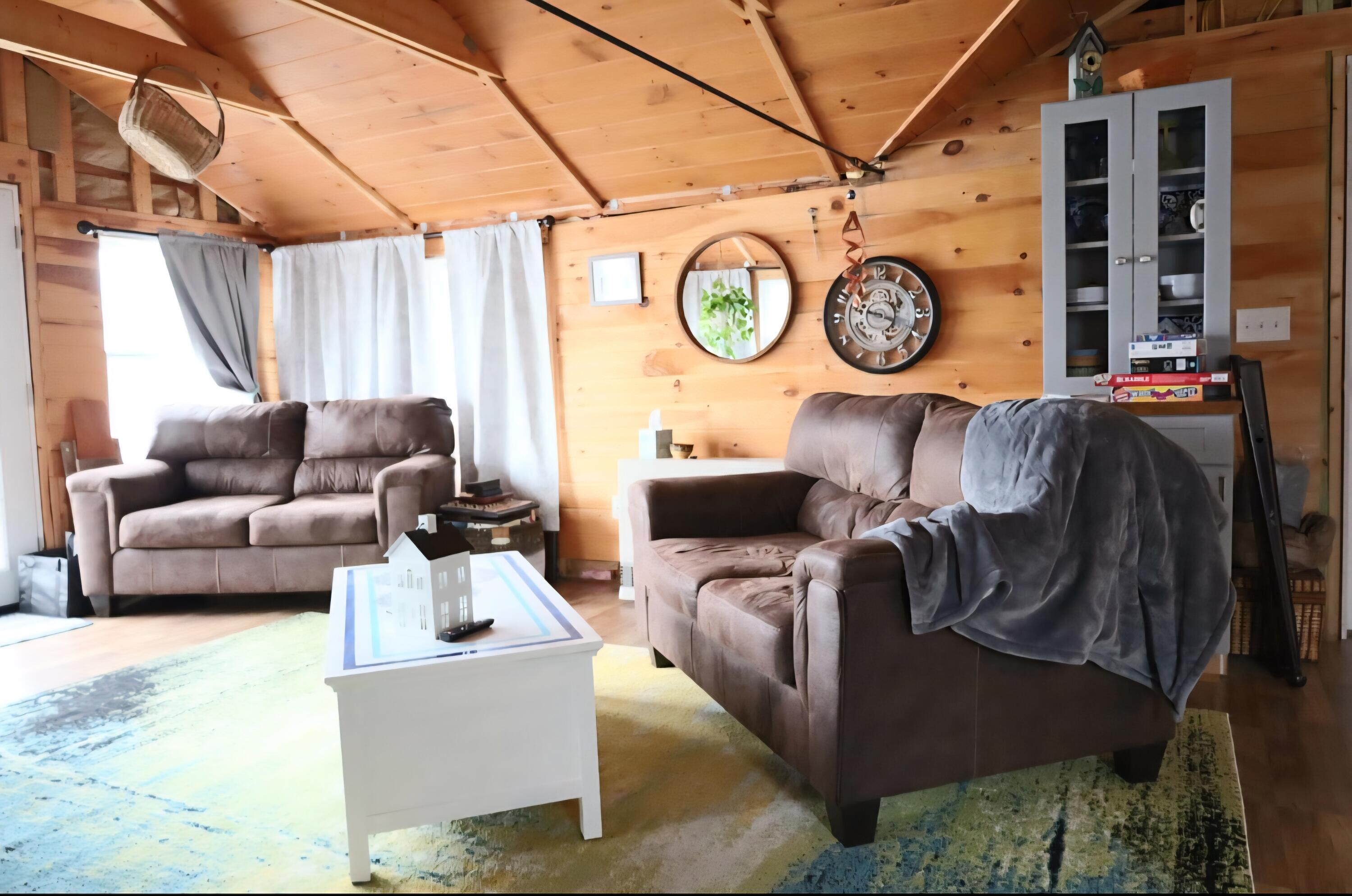 464-467 Memorial Drive