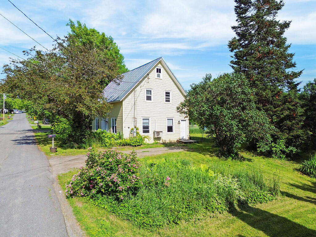 7 Maple Street