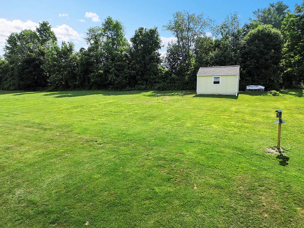 15 Fieldstone Drive