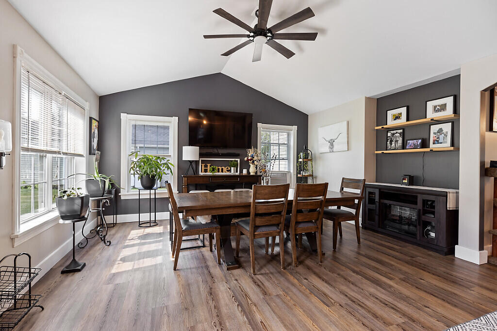 15 Fieldstone Drive