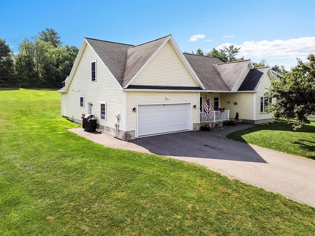 15 Fieldstone Drive