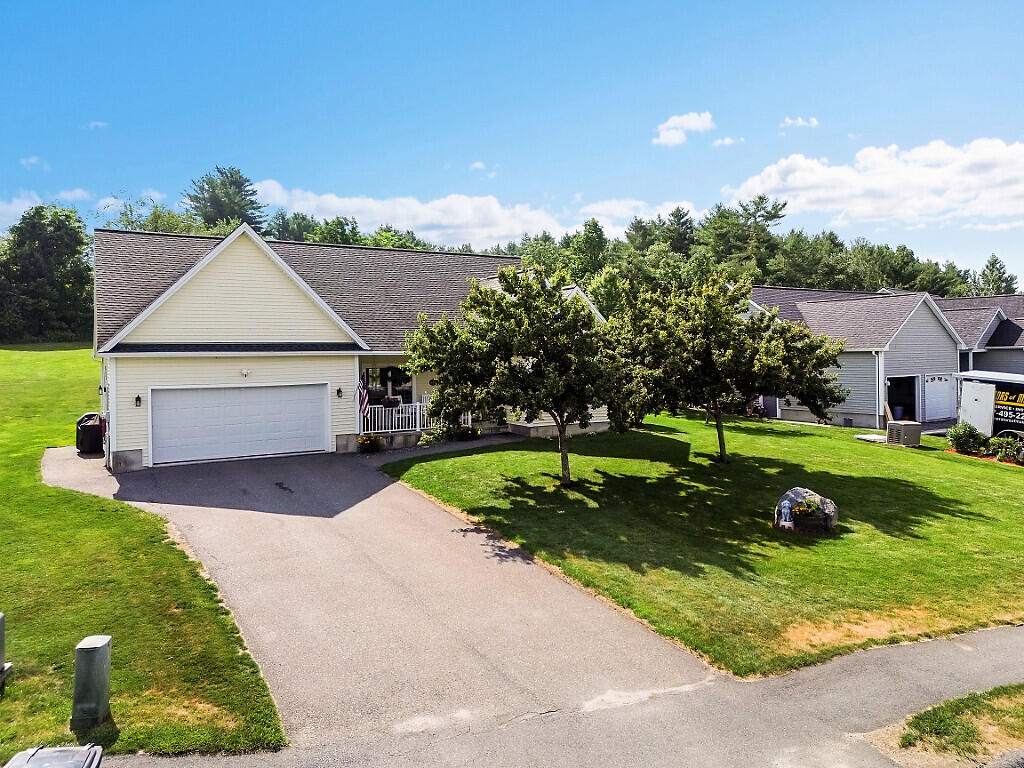 15 Fieldstone Drive