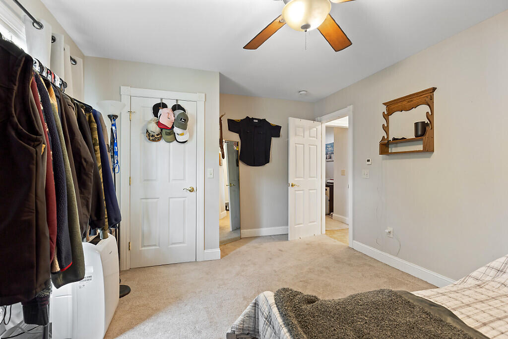 15 Fieldstone Drive