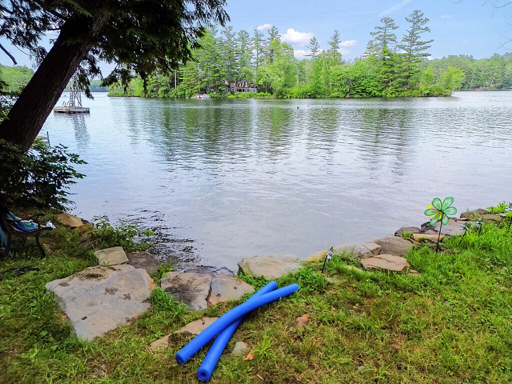 2 Falling Pines Lane