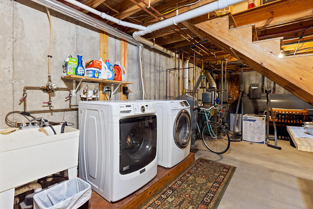 2 Falling Pines Lane