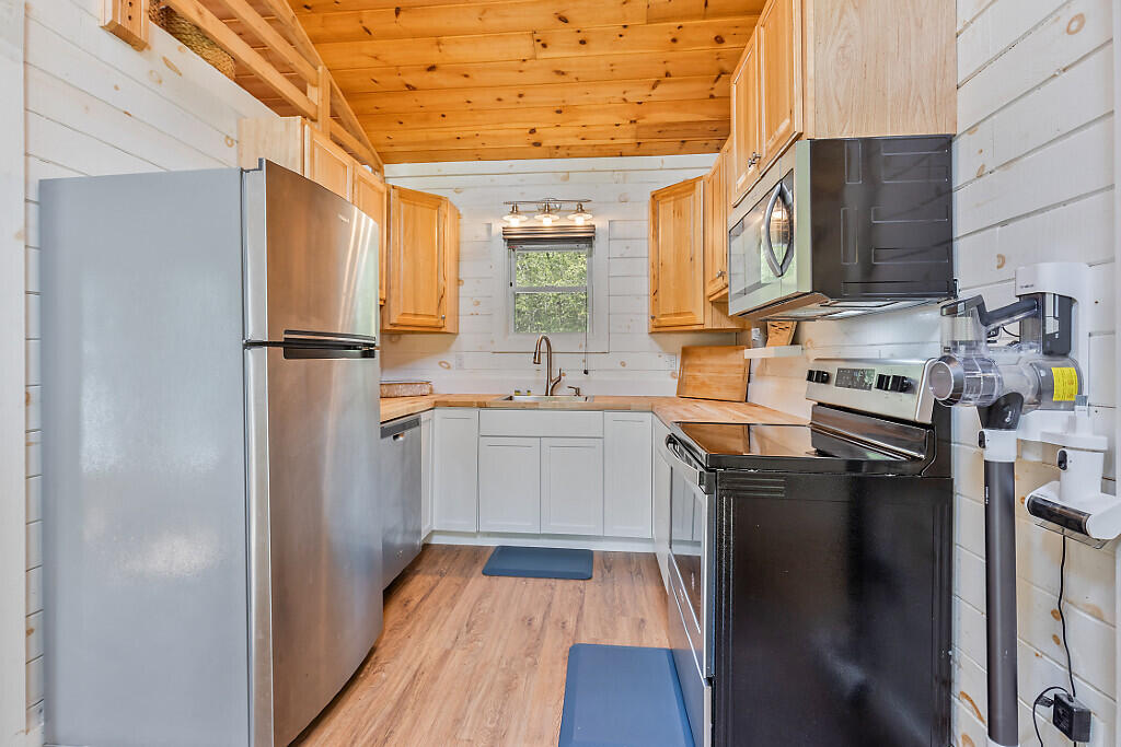 326 Woodmans Mill Road