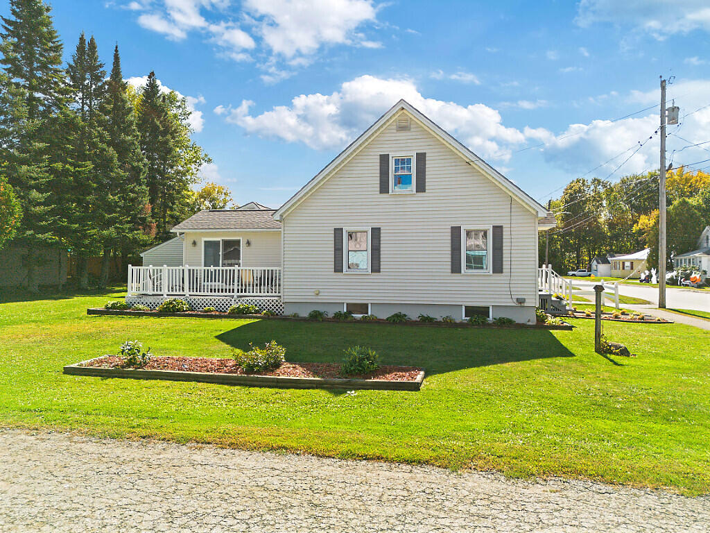 4 Marcoux Street
