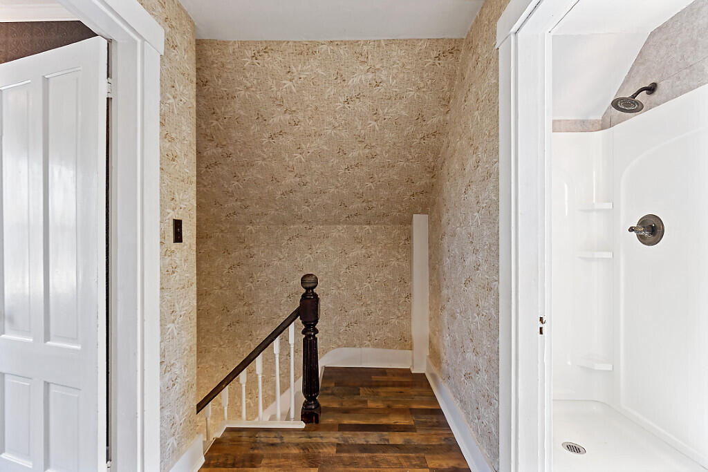 2058 N Belfast Avenue