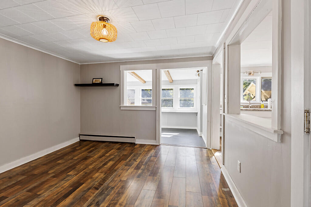 2058 N Belfast Avenue