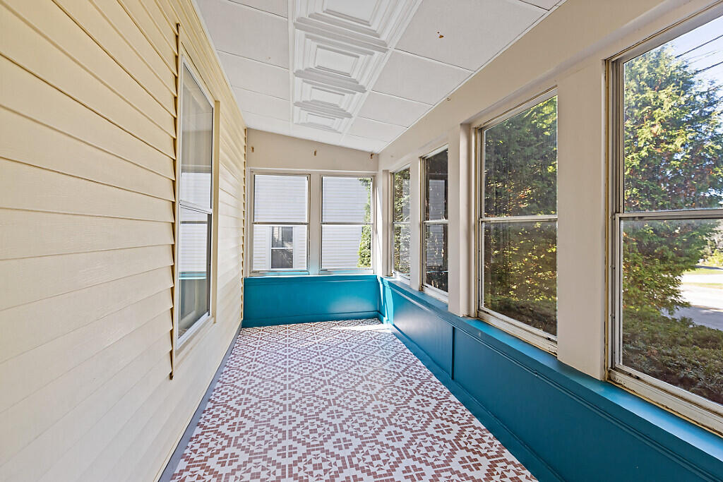 2058 N Belfast Avenue