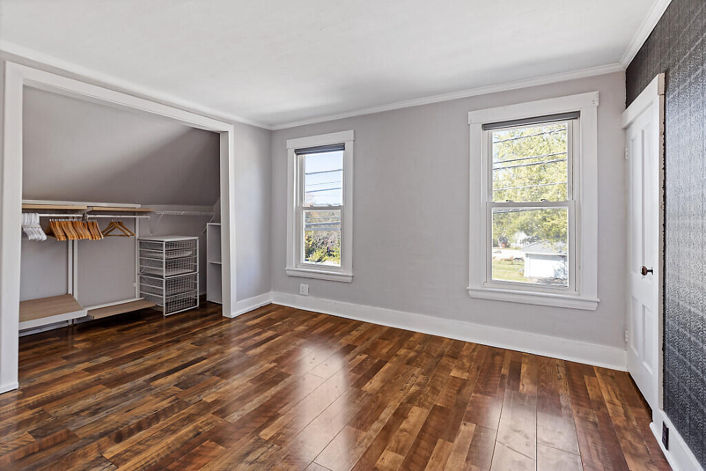 2058 N Belfast Avenue