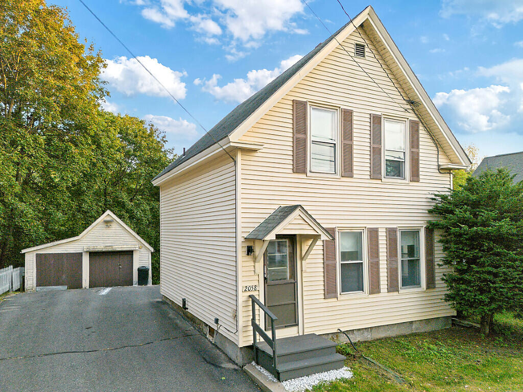 2058 N Belfast Avenue