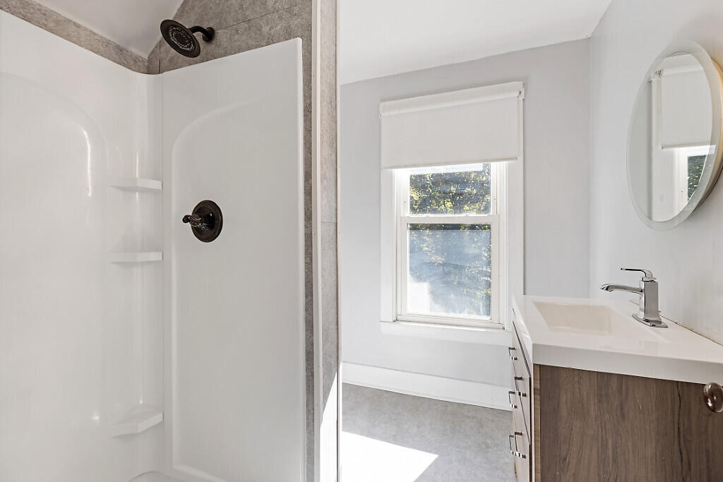 2058 N Belfast Avenue