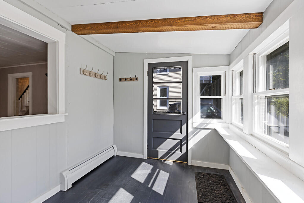 2058 N Belfast Avenue