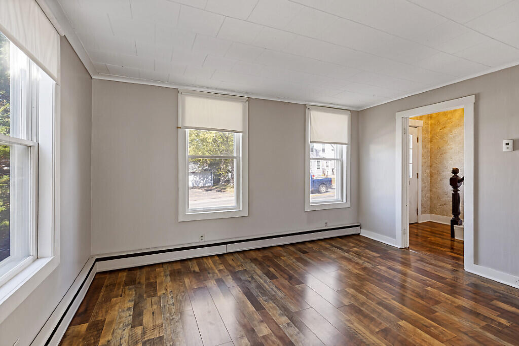 2058 N Belfast Avenue